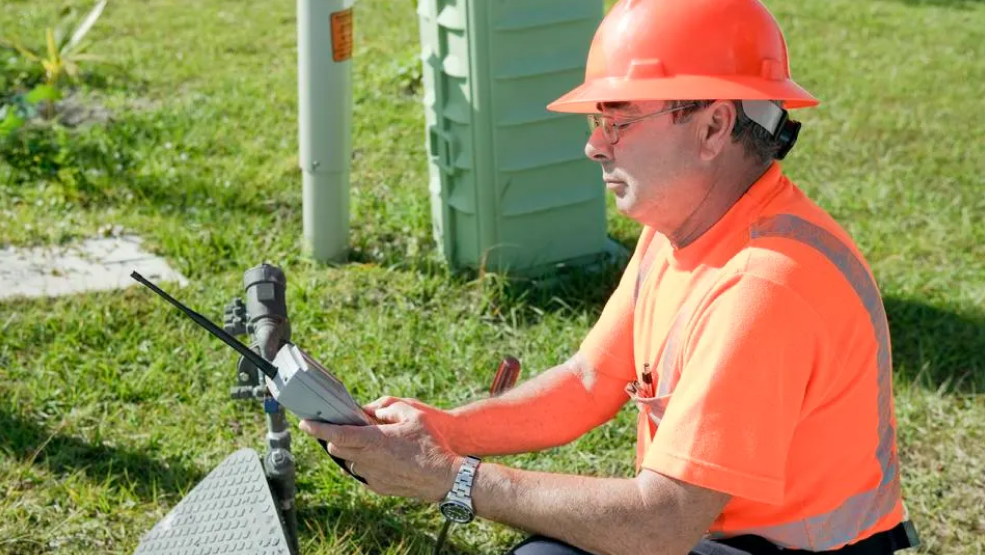 Collaborative AI: How Human-AI Teams Can Enhance The Field Service Industry
